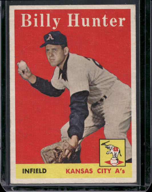 1958 Topps #98a Billy Hunter : Name in white letters
