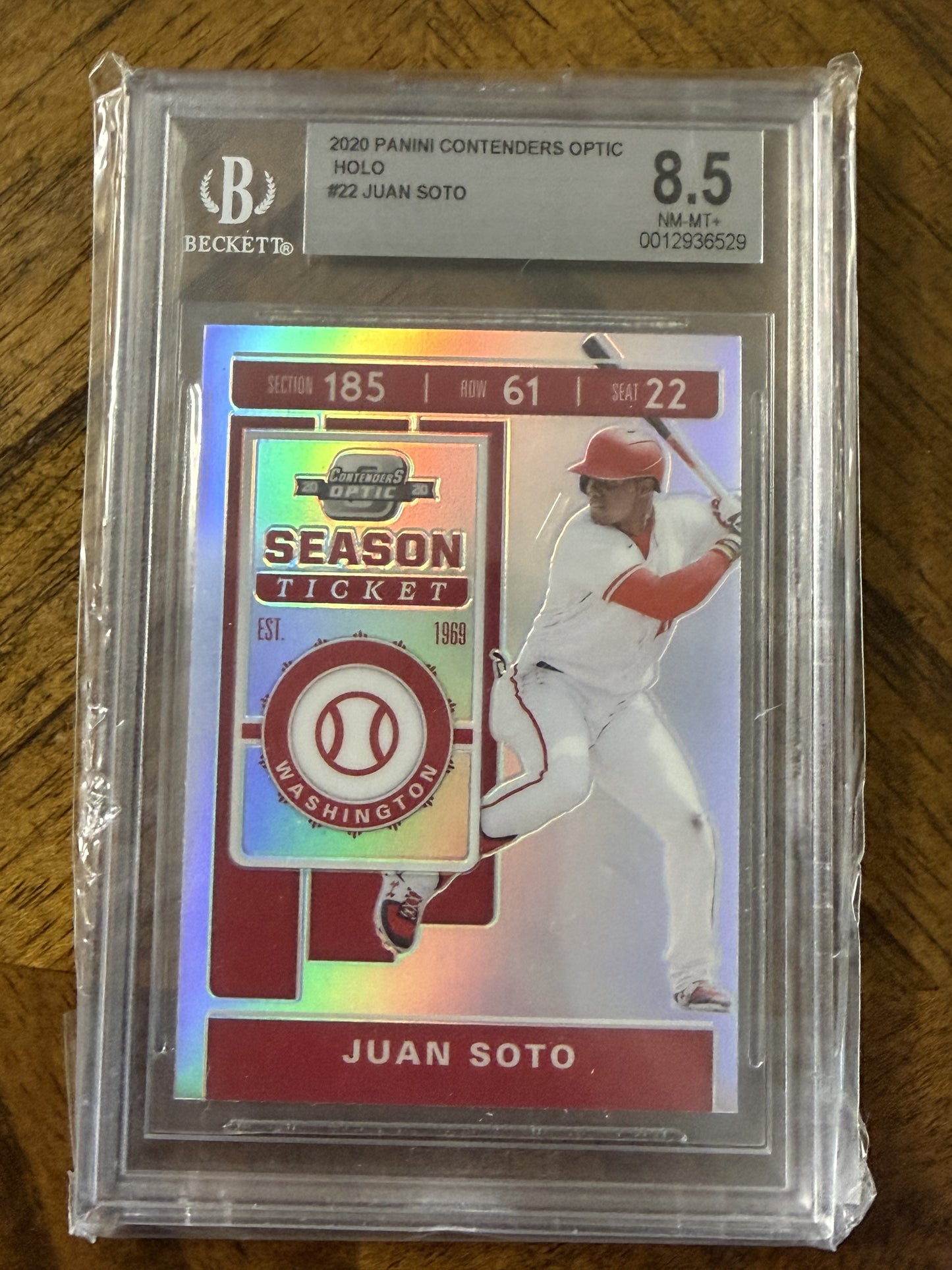 2020 Panini Chronicles #22 Juan Soto Contenders Optic Holo BGS 8.5
